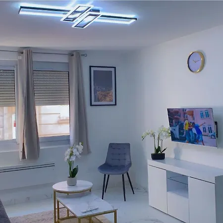 Ot Elegant Et Apartment *