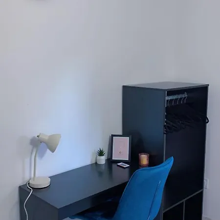 Ot Elegant Et Κλερμόν Φεράν